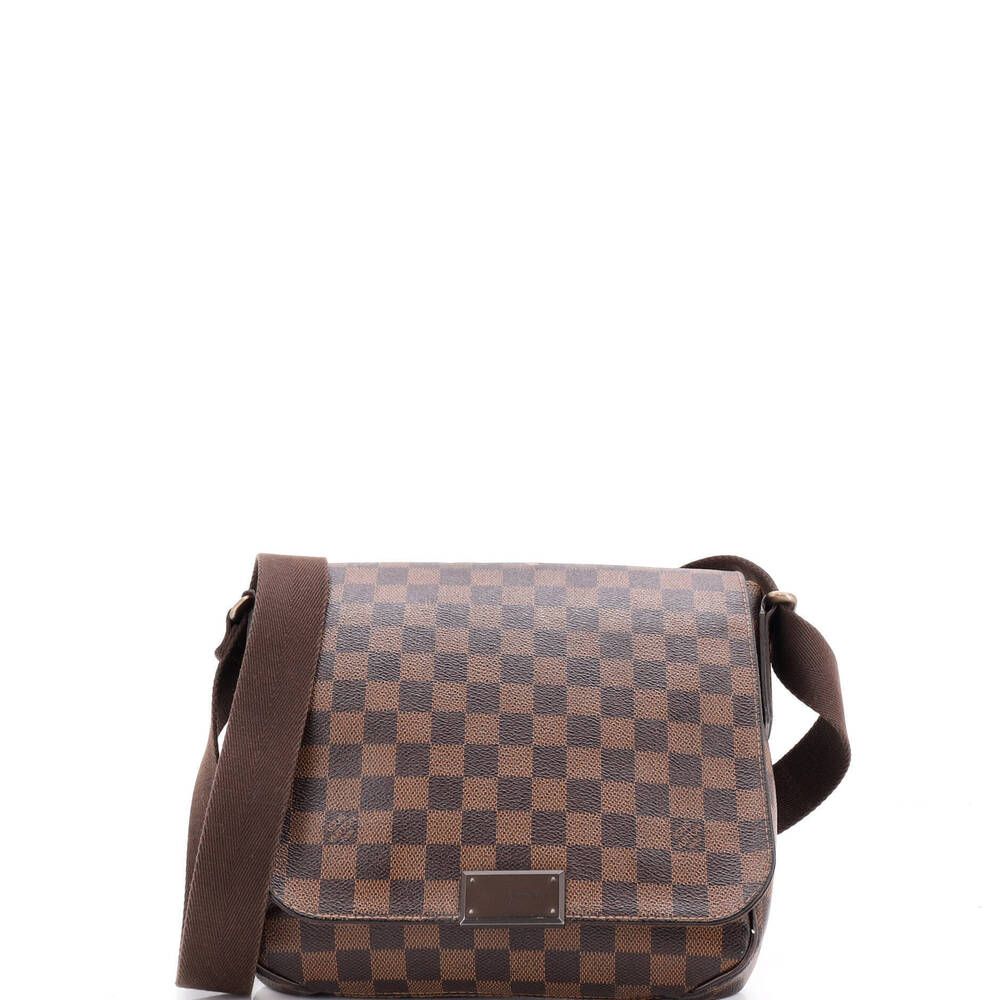 Louis Vuitton PM District Messenger Bag